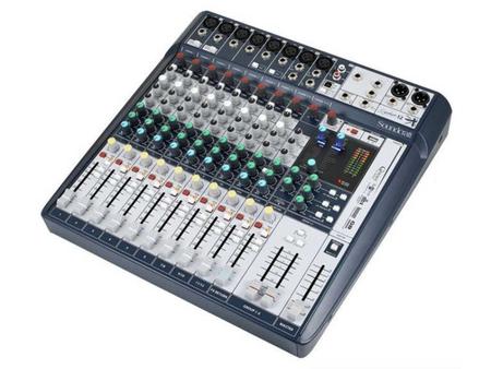 Imagem de Mesa de Som Analógica 12 Canais Soundcraft Signature 12 com Efeito