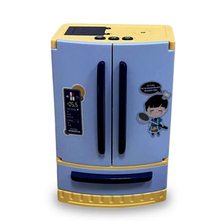 Imagem de Mini Geladeira De Cozinha Brinquedo Infantil Solta Fumaça De Verdade Com Luz E Acessórios Divertida