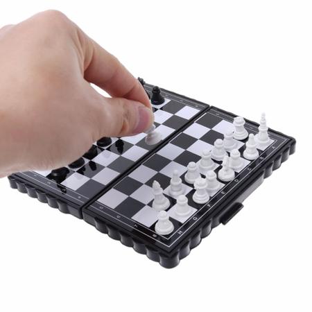 Em promoção! 5 Em 1 Chessmen Damas Magnético Jogo De Tabuleiro Voando De  Xadrez Clássico Voo De Puzzle Conjunto Brinquedo Educativo Para O Amigo  Presente Das Crianças