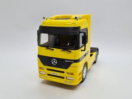 Miniatura Caminhão Carreta Mercedes Actros 4x2 1:32 Welly