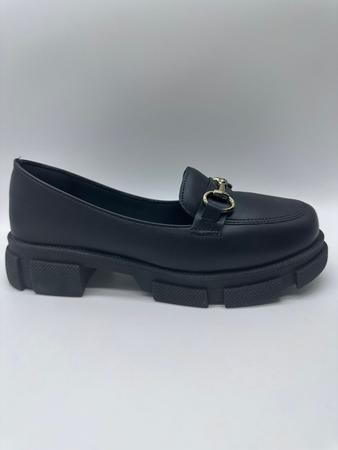Mocassim Feminino Sola Tratorada Corrente 080 - Mozione Imagem de Mocassim Feminino Sola Tratorada Corrente 080