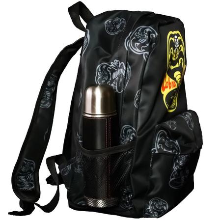 Mochila cobra kai sale