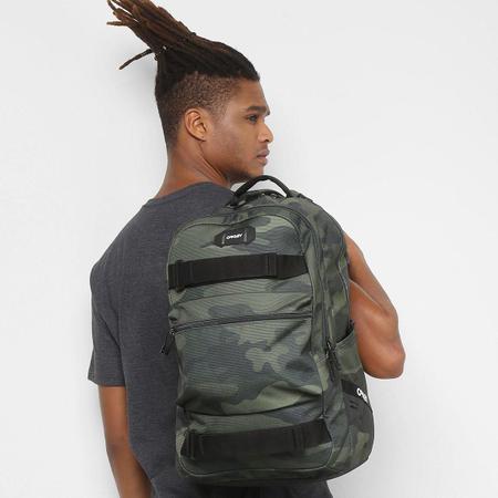 mochila oakley street skate