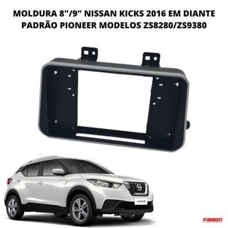Imagem de Moldura 2 Din Fiamon Nissan Kicks 2016 em diante com Tela 8" e 9" Pioneer Modelo ZS8280/ZS9380 Preto Fosco com Friso Prata