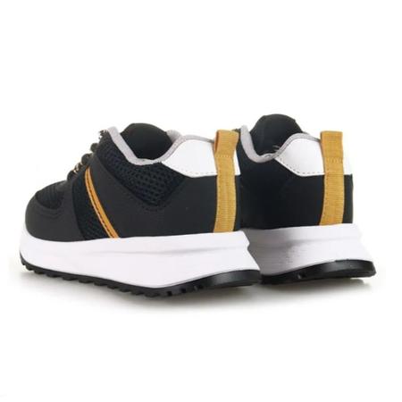 Molekinho Tenis Free Sport Preto Imagem de Molekinho Tenis Free Sport Preto