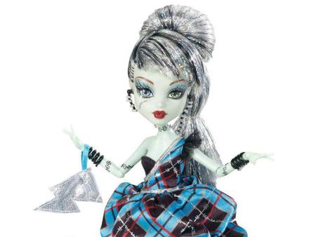 Boneca Draculaura 1600 Aniversário Monster High Mattel 09