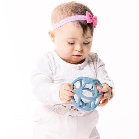Mordedor bola em silicone azul buba Imagem de Mordedor bola em silicone azul buba