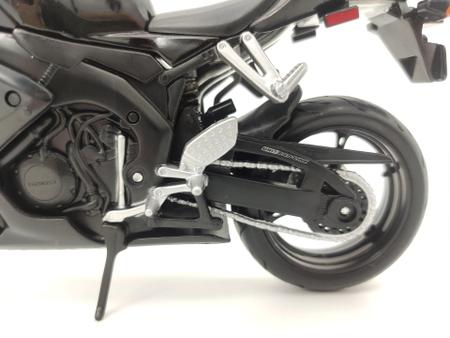 Moto de Ferro Corrida Miniatura Honda CBR1000RR 1:12 na Caixa