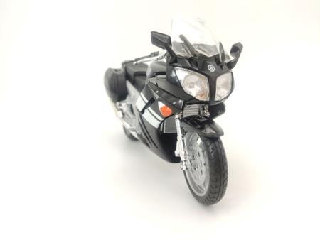 Moto de Ferro Trilha Miniatura Yamaha YZ 250 1:6 na Caixa New-Ray, Magalu  Empresas