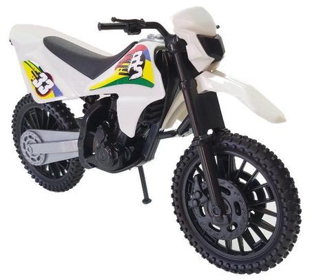 Moto Trilha 27cm - BS Toys - A CONFEITARIA AMARELINHA