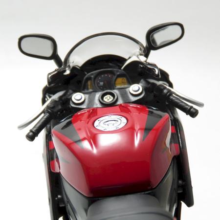 Moto de Ferro Corrida Miniatura Honda CBR1000RR 1:12 na Caixa Maisto -  Miniaturas de Motos - Magazine Luiza