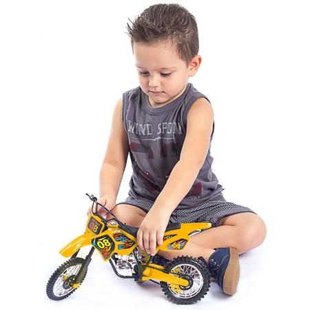 Moto Mini Trilha Motocross Várias Cores 19cm - Bs Toys - Caminhões, Motos e  Ônibus de Brinquedo - Magazine Luiza