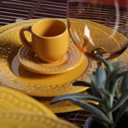 Imagem de NOVO Conjunto com 6 Pratos de Sobremesa de Cerâmica Madeleine Mostarda - Porto Brasil