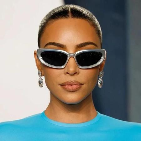 Óculos de Sol Oval Prateado Y2K Tendência Anos 2000 Unissex - DV - Óculos  de Sol - Magazine Luiza