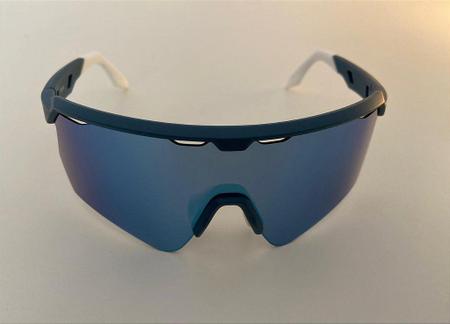 Óculos Esportivo Maraú - azul/branco - Formato: Mascara, Lente Polarizada, Proteção UV400 - VELO Imagem de Óculos Esportivo Maraú - azul/branco - Formato: Mascara, Lente Polarizada, Proteção UV400