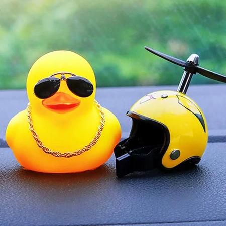 Imagem de Ornamento De Capacete De Motocicleta De Pato Amarelo Pequeno, Parafuso De Ar Quebrando Vento, Peça