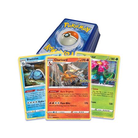 Pack 50 Cartas Pokémon com Charizard e Raras Foil Garantidas - Copag - Deck  de Cartas - Magazine Luiza