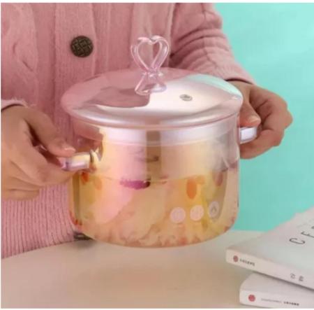 Panela de Vidro Antiaderente Rosa Com Tampa e Alça - D&D Commerce Imagem de Panela de Vidro Antiaderente Rosa Com Tampa e Alça