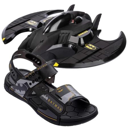 Papete Infantil Masculina do Batman com Brinquedo Sandália De Menino  Gendene Kids Lançamento Percata de Menino - Papete Infantil - Magazine Luiza