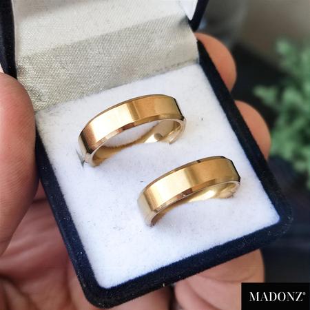 Alianças Ouro Casamento Banhada 18k Anatômica Tradicional - Jewelery -  Aliança - Magazine Luiza