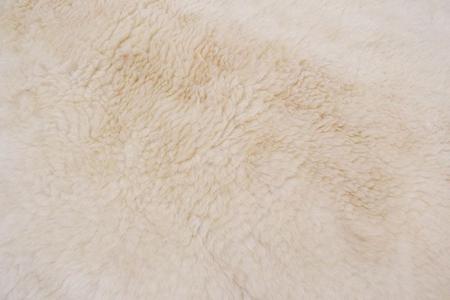 Imagem de Pelego natural de ovelha. Aprox. 70 x 90 cm. Ref. PLGBRS