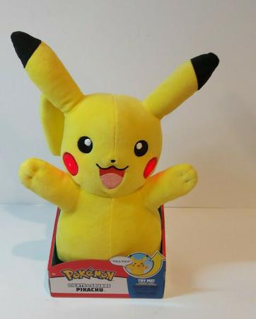 Pokemon - Pikachu Pelúcia com Luz e Som 30cm - Sunny - MP Brinquedos