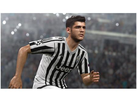 As capas dos games Fifa Football e Pro Evolution Soccer 2016 – Blog de  Esportes