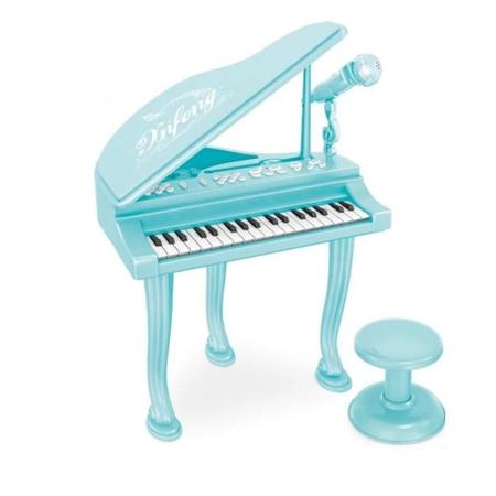 Piano infantil menino simples