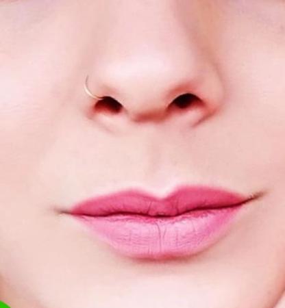 Imagem de piercing de orelha, nariz ou tragus de ouro 18 k redondo individual