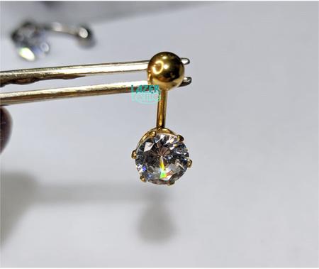 Piercing de Umbigo Aço Cirúrgico Dourado Zircônia Coração - Gaia