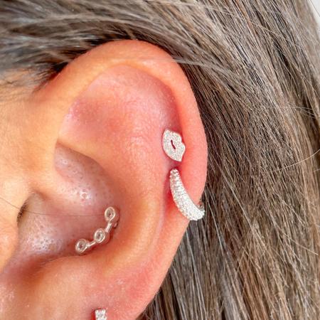 PIERCING HELIX OU SEGUNDO FURO EM PRATA 925 - 1 PAR