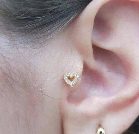 Piercing Tragus Orelha Coração Vazado Pedra Zircônia - RaraSteel