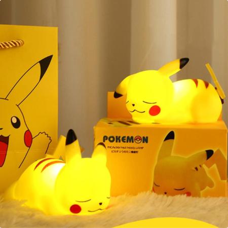 Imagem de Pikachu Luminária Luz Forte Abajur Led 12cm Pokémon Quarto