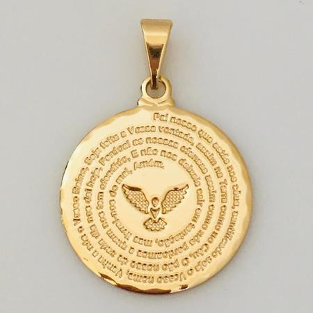Imagem de Pingente Medalha Divino Espírito Santo Religioso Frase Pai Nosso Semijoia Folheada a Ouro 18k