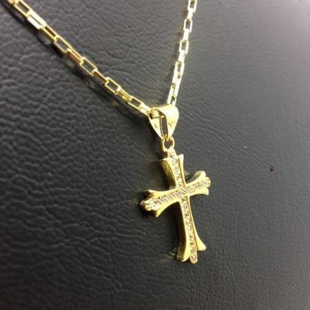 Imagem de Pingente Mini Crucifixo Zircônias Banhado A Ouro 18k