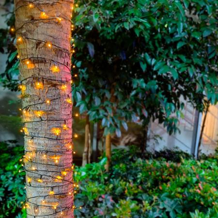 Imagem de Pisca 200 Lâmpadas Led Solar Lâmpadas Colorida ou Dourado 20m 8 Modos Decoração Natal Enfeite Luzes Jardim Quintal Garagem Externa