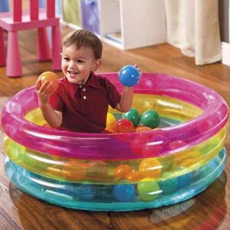 Piscina de Bolinhas Inflável Infantil Intex Com 50 Bolinhas Imagem de Piscina de Bolinhas Inflável Infantil Intex Com 50 Bolinhas