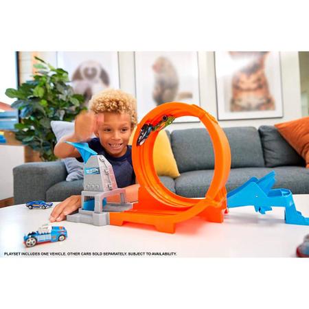 Pista hot wheels campeonato loop