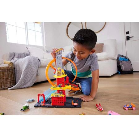 Pista Hot Wheels City Quartel dos Bombeiros Super Loop Mattel - Pistas de  Brinquedo - Magazine Luiza