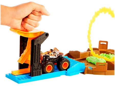 Pista Hot Wheels Pneus de Acrobacia Mattel - Pistas - Magazine Luiza