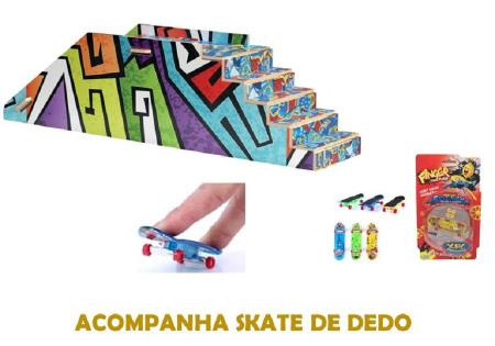 Imagem de Pista skate a c/ skate dedo madeira brincadeira de criança