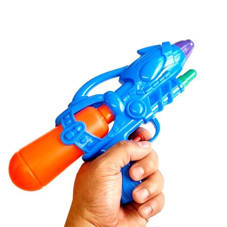 Lança Água Arminha Arma Pistola Brinquedo Water Gun 26Cm - Art Brink -  Lançadores de Água - Magazine Luiza