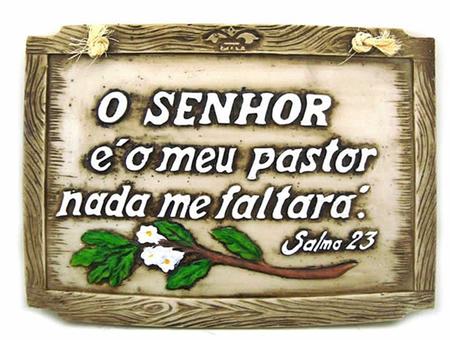 O Senhor é o meu pastor: nada me faltará. Ele me faz d…