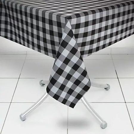 TOALHA DE MESA PLÁSTICO CORRIDA - XADREZ PTO/BR 1,37CMX2,74CM - TOALHA DE  MESA PLÁSTICO CORRIDA - XADREZ PTO/BR 1,37CMX2,74CM - RICA FESTAS