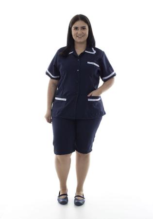 Imagem de Plus Size - Conjunto de jaleco e bermuda em Tecido Oxford para Copeira, Arrumadeira, Domés Uniformes