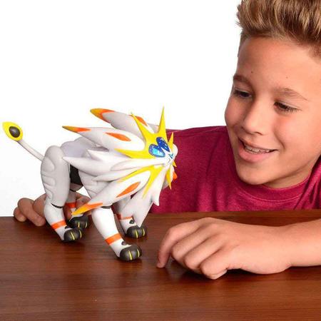 Pokémon Lendário Articulado Solgaleo 17cm Dtc em Promoção na Americanas