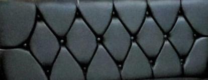 Imagem de Poltrona sofá booth 2,80cm acento e encosto azul base preto capitone á mão sku176