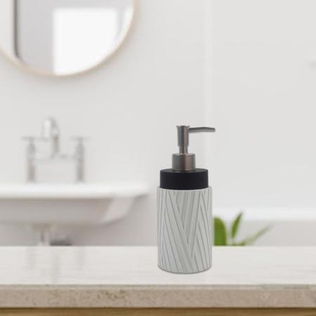 Porta Sabonete Líquido Resina Branco e Prateado 300ml BTC Imagem de Porta Sabonete Líquido Resina Branco e Prateado 300ml BTC