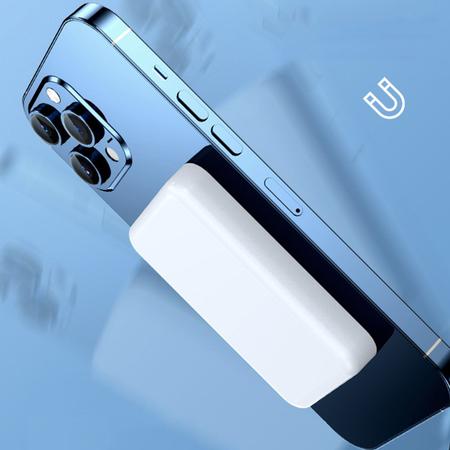 Imagem de Power Bank Carregador Portátil + Capinha Magnética Indução Compatível com iPhone 13