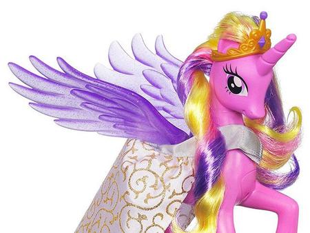 BONECA MY LITTLE PONY PRINCESA CADANSE HASBRO B0368/B0935 10662